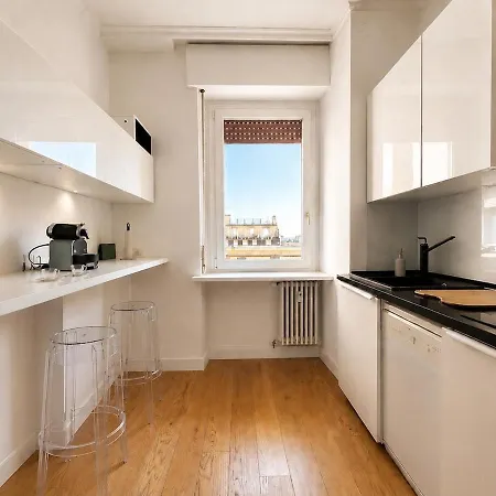Apartamento Centro Di - Luminoso Quadrilocale *